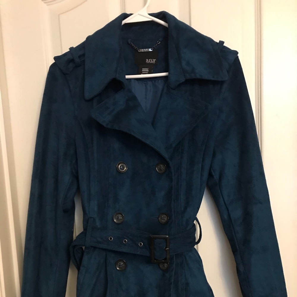Women’s belted faux suede jacket